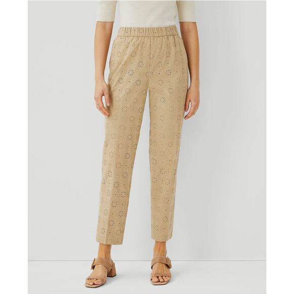 Ann Taylor Pants - Ann Taylor Large Easy Ankle Eyelet Pants Tan Pull On Cotton Spring Crop Pockets